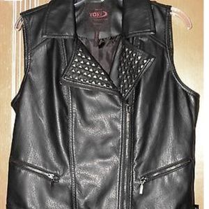 YOKI Women's faux leather jacket/vest s M Like new